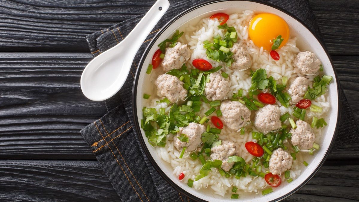 Khao Tom Moo – Thai-Suppe mal anders - EAT CLUB