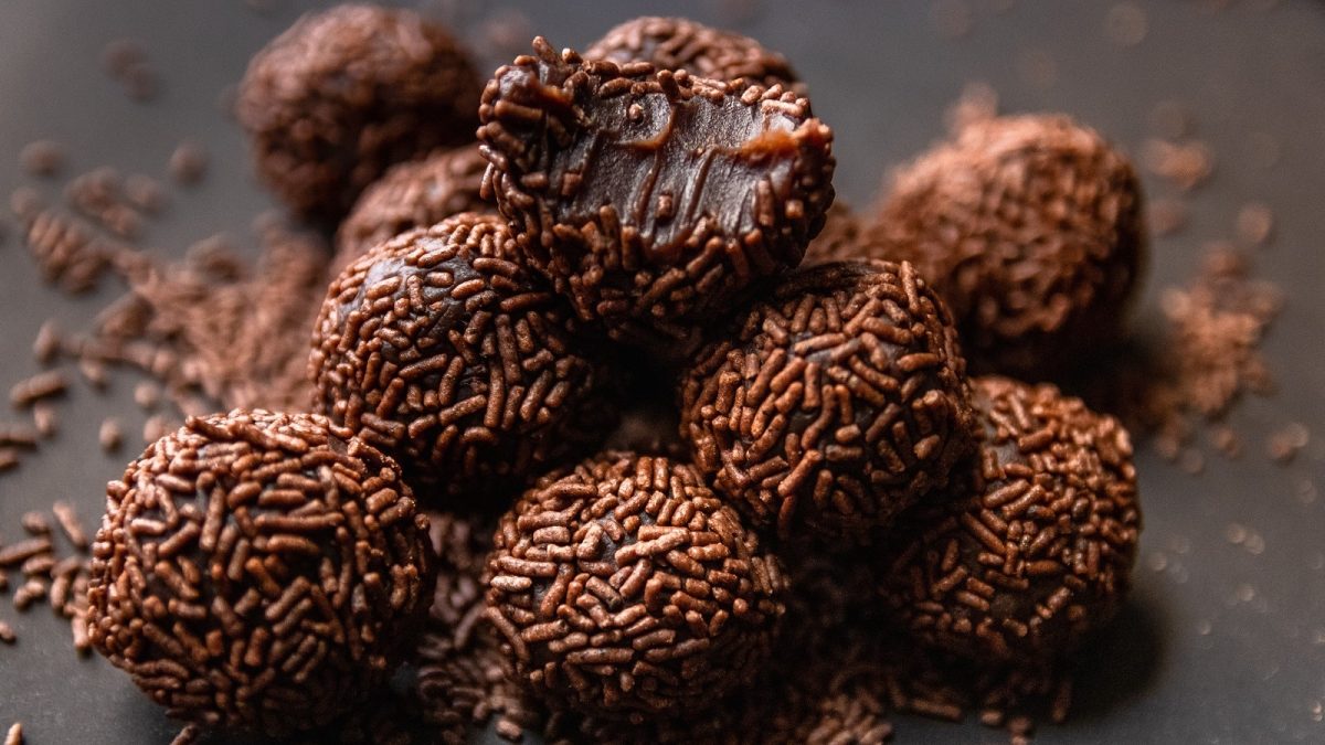 Brigadeiro: Einfache Schokoladen-Trüffel aus Brasilien - EAT CLUB